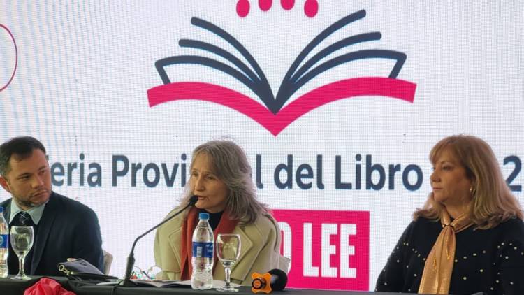 CHACO LEE 2026: COMENZÓ LA FERIA PROVINCIAL DEL LIBRO CON UNA AMPLIA PROPUESTA PARA FORTALECER LA LECTURA