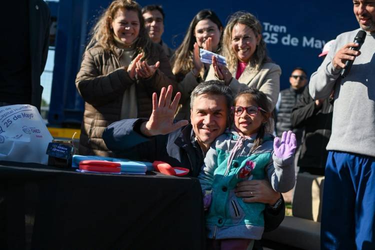 OPERATIVO DEL TREN 25 DE MAYO: ZDERO RATIFICÓ EL TRABAJO CONJUNTO CON NACIÓN QUE ATENDIÓ A MÁS DE 22 MIL CHAQUEÑOS