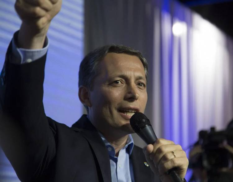 FERNANDO GRAY SOLICITÓ A KICILLOF QUE LA PROVINCIA PARTICIPE EN LA LICITACIÓN DE AYSA